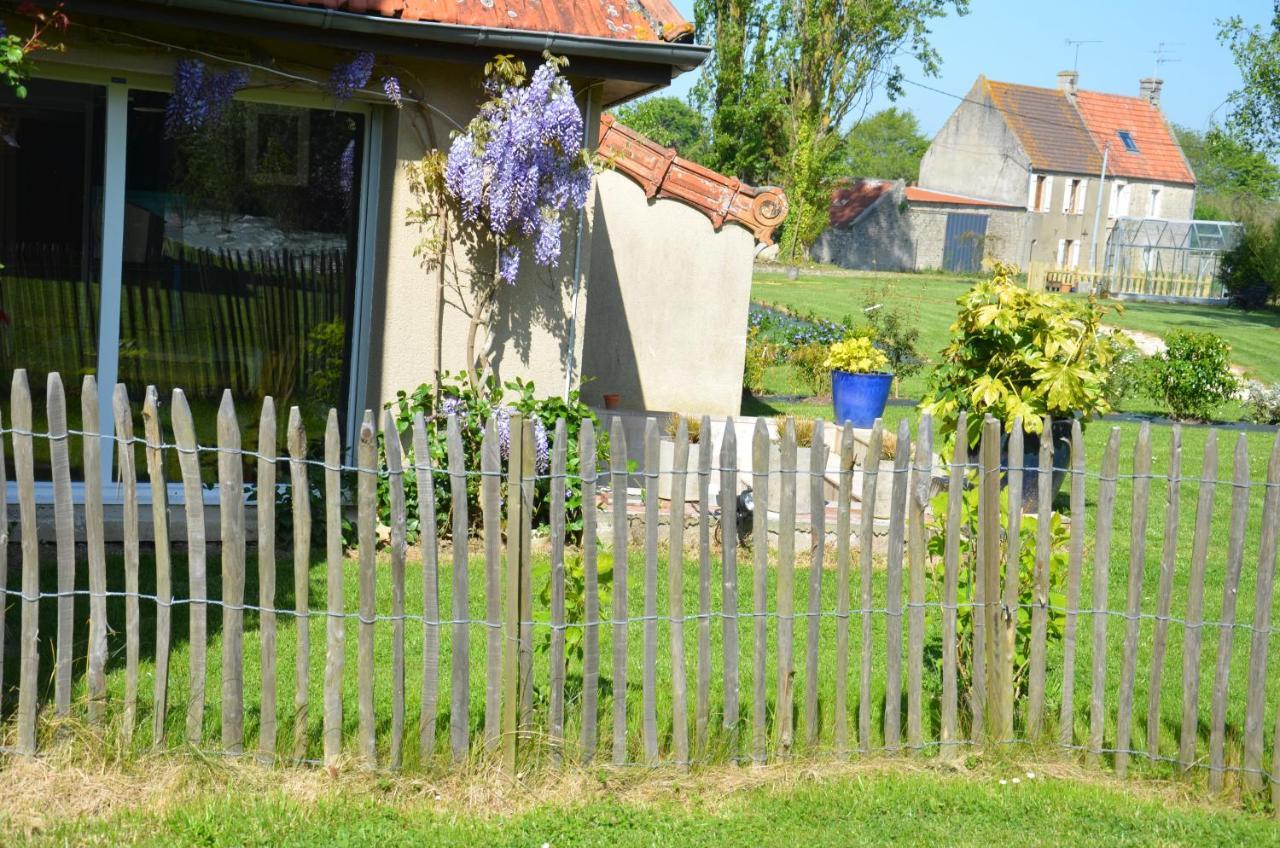 O Sources Bed and Breakfast Bazenville Buitenkant foto